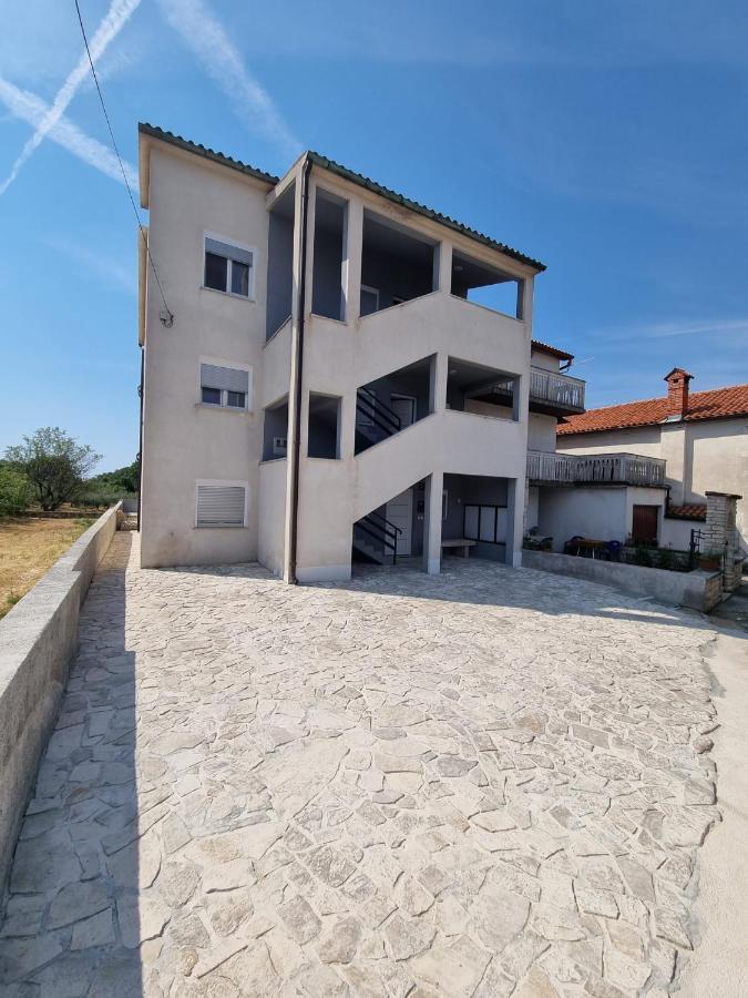Apartment Sunrise, Coastal Istra, Pula Duga Uvala Pavicini Екстериор снимка