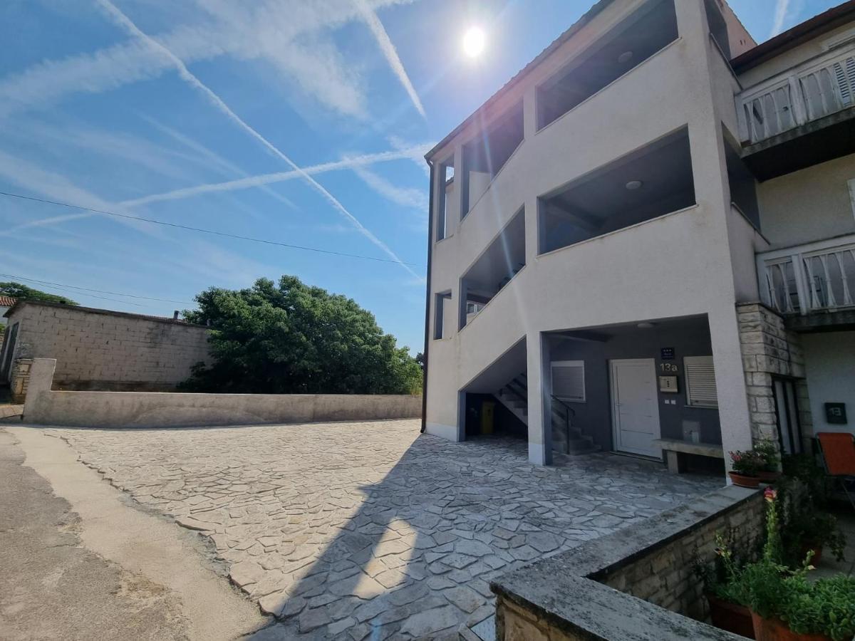 Apartment Sunrise, Coastal Istra, Pula Duga Uvala Pavicini Екстериор снимка