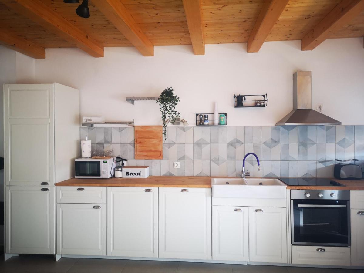 Apartment Sunrise, Coastal Istra, Pula Duga Uvala Pavicini Екстериор снимка
