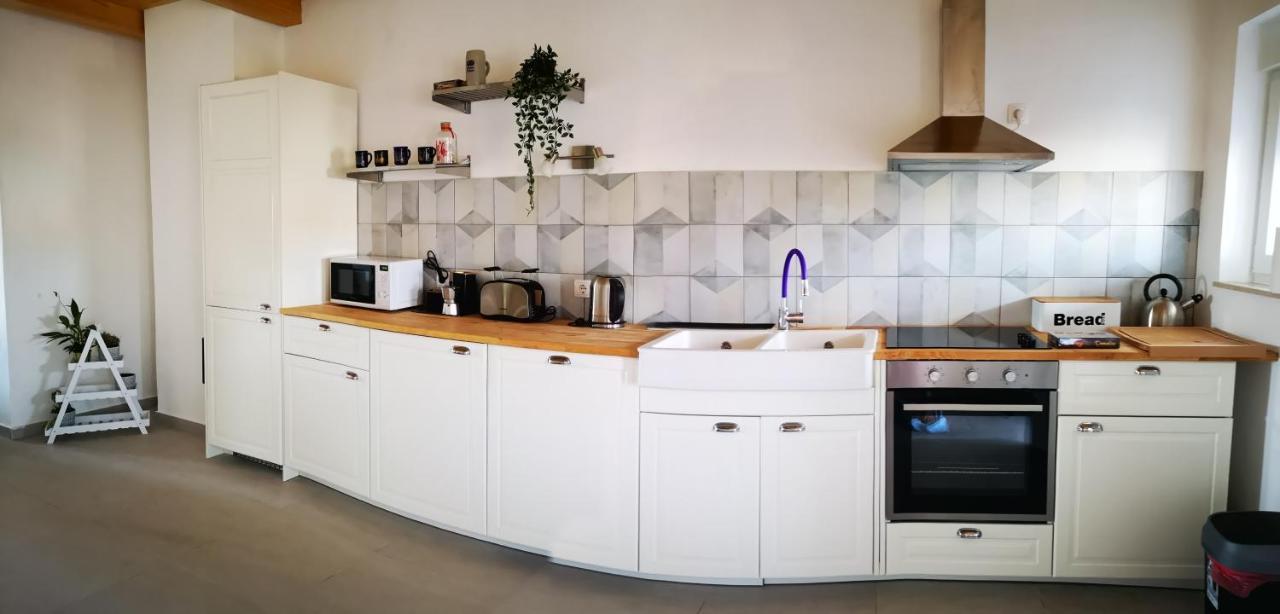 Apartment Sunrise, Coastal Istra, Pula Duga Uvala Pavicini Екстериор снимка